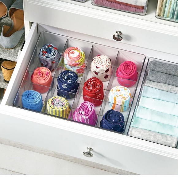 Plastic 12 Compartment Divided Drawer and Closet Storage bin - Picture 7 of 8